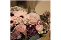 Rosa und Pink gehaltene Farbtöne in einer größeren Herzbox zum verlieben! - In unserem Garten Onlineshop