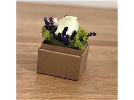 Symbolfoto - Duftender Blumengruß mit Lavendel - In unserem Garten Onlineshop